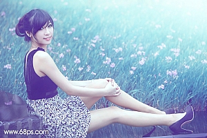 PS制作青蓝色唯美花草背景的女孩照片调色教程