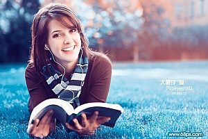 Photoshop通道调出水晶蓝色草地外景人物照片