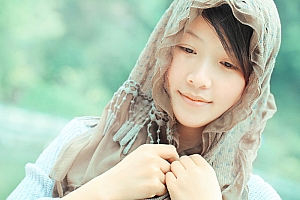 Photoshop青绿色甜美女孩头像照片美化处理