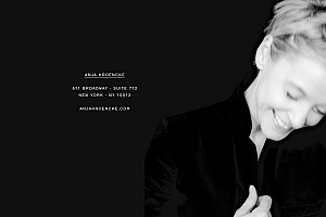 Anja Kroencke美女设计师个人名片设计
