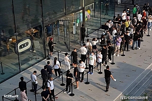 黄牛吐槽:iPhone14定价不合理,老款机型价格反而上涨!