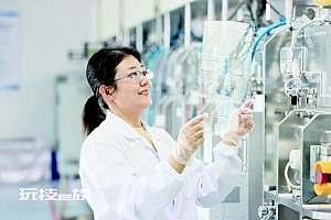 科研人自信的笑脸打动您了吗