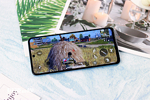 目前真香的LCD屏手机,这般实力不容小觑