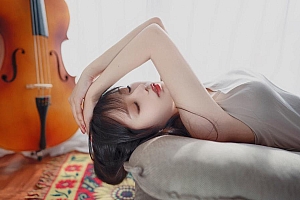 唯美居家养眼美女壁纸