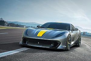 法拉利v12汽车壁纸