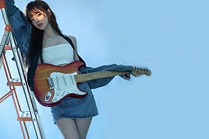 夏木颖 吉他 牛仔美女 好看身材唯美壁纸