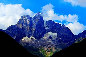 巴松措高原湖泊壁纸图片