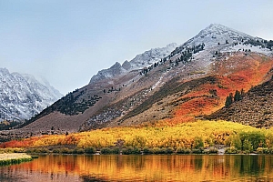 雪山下的湖水自然风景桌面壁纸
