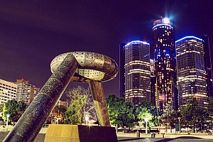 高清美国底特律图片城市夜景建筑电脑桌面壁纸