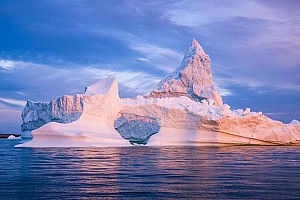 格陵兰岛漂亮的冰山图片高甭电脑壁纸