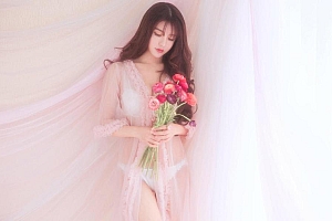 高清薄纱睡衣美女性感写真桌面壁纸下载