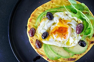 美喷的鸡蛋美食图片壁纸