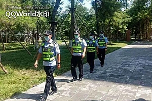 碑林警方净化景区环境 确保游客出行安全