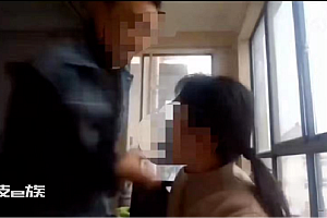 警方回应女教师上网课时遭家暴:无大碍 已和好