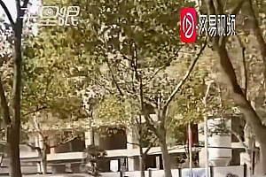 诊所爆满市民坐车内输液 工作人员:都是没有24小时核酸的