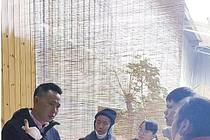华西医院教授回家过年免费帮乡亲看CT 网友:有这样的乡邻,真好