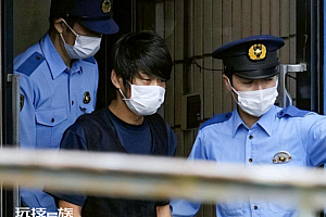 安倍晋三遇刺5个月后,山上彻也在狱中大喊:自己做了应该做的事而已!
