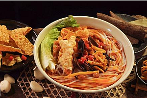 台当局要下架螺蛳粉民众狂囤货 网友:还我螺蛳粉