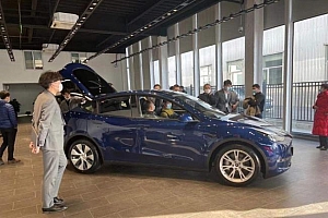 特斯拉降价后:门店半小时售10台 之前提车顾客自称韭菜心态炸锅