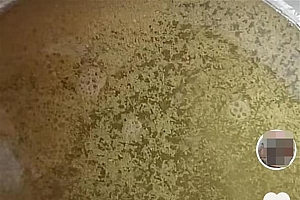 丈夫给阳性妻子做鸡汤熬出粪便 妻子:虽然鸡汤熬制失败,但还是很感动
