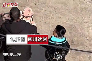 老人因为带孙女烟酒麻将全戒了四处秀 儿媳乐开花