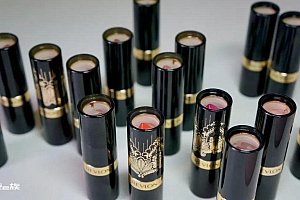 影响美国历史的化妆品巨头缘何陷入破产?