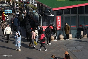 120 出车医生:最快速度送患者到急诊,仍需排队 6 小时