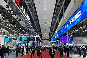 一场跨年车展,半个月紧急筹备,来之不易还能带来什么惊喜?