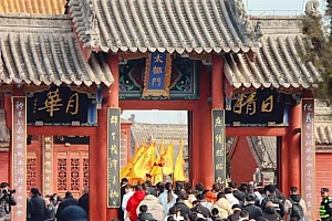 41万元网红摊位老板称15天回本 第一天卖出3万多元