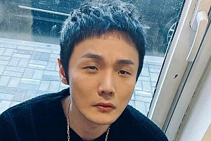 丁太升评李荣浩新歌:俗不可耐 丁太升:他聪明迎合了小镇青年