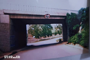 男子被控推妻坠亡判死缓 申诉21年 已过去20多年仍旧在继续申诉