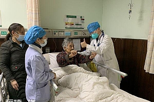 耄耋老人突发脑梗 医生溶栓获奇效,已能恢复正常生活