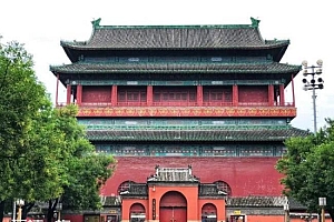 北京鼓楼火出圈引游客打卡,为个啥?