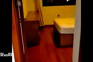 夫妻沪漂22年捡废品打零工在沪买房 网友:半辈子的心血啊