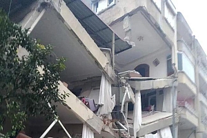 华人自述逃离震区:让孩子“不许哭,眼泪也是水,现在没有水”