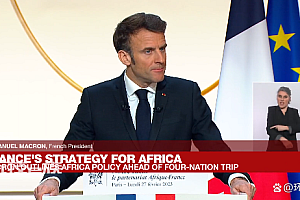 法国将减少驻非军队部署 马克龙:不会让法国成为“替罪羊”