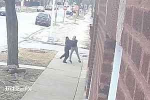 美国男子企图抢枪被击毙 女警向该男子开了三枪