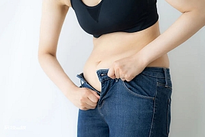 为啥有些女生容易胖肚子?科学家有了新发现
