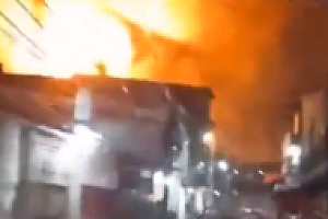 印尼雅加达油库大火凌晨被扑灭 已致17人死亡