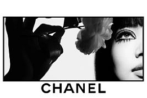 桂纶镁与昆凌同框 两位美女一起贴贴啦