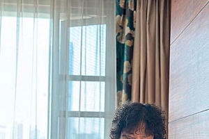 全国人大代表魏琴建议每月都有小长假:每周单休月末连休5天