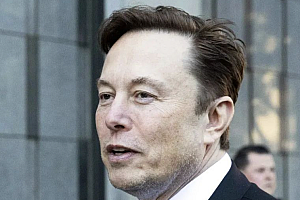 不骂了,马斯克要自己做个 ChatGPT