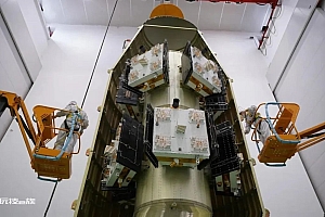 为了“永不失联”,全球押宝卫星互联网