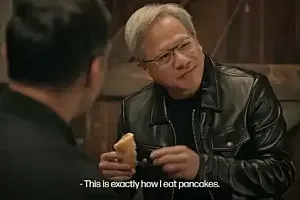 黄仁勋称传记片要找成龙来演自己:他看起来就像我