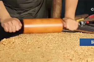 “舌尖上的消费”持续火热 传统技艺和老字号小吃受热捧