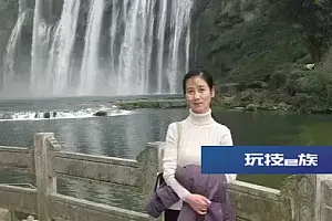 高校教授“高调”简介刷屏!曾有学生减重70斤,团队总出学霸……