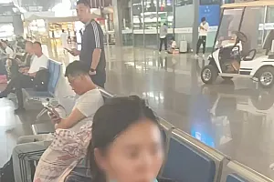 情侣生下男婴以5万元卖出,买家“退货”途中被民警抓获