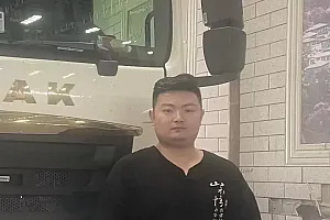 货车横停拦车救人的河南司机获奖2万元,称:将捐给梅大高速塌方遇难者家属