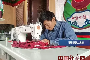 【我们的家园】创意传承堆绣唐卡 父女接力铺就“锦绣路”