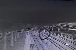 擅自进入股道影响行车,行拘!